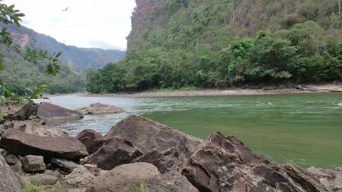 Peru landscape, river and mountains 스톡 동영상 281254656