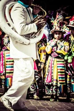 Peruvian dancers at the parade in cusco. Fotos Stock
