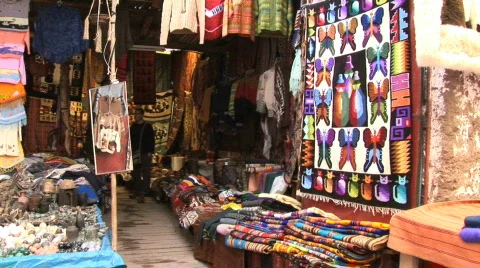 Peruvian souvenir stands Stock Footage 156961