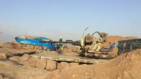 Peshmerga big gun Stock Footage 61200638
