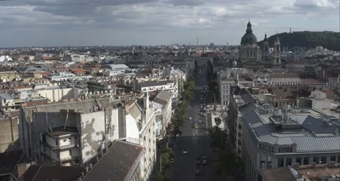 Pest Side of Budapest Downtown 스톡 동영상 231336705