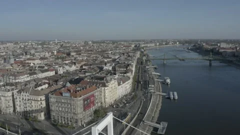Pest Side of Budapest Downtown 스톡 동영상 231337414