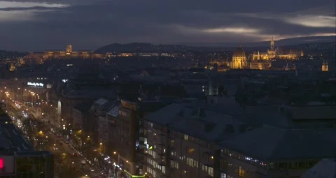 Pest Side of Budapest Downtown 스톡 동영상 231337587