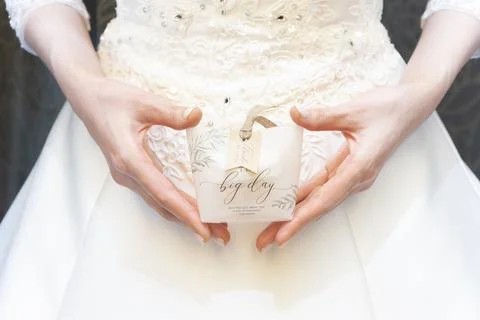 Petit gift for the bride Stock-Fotos