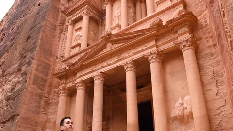 Petra treasury Video stock 128798668