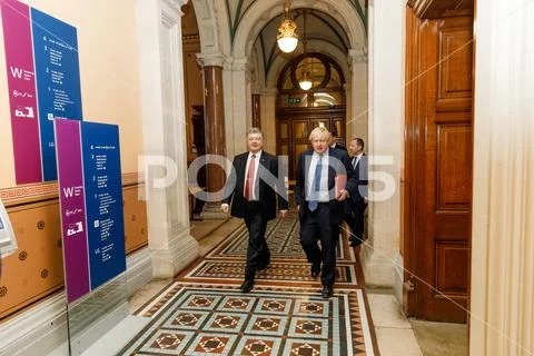 Petro Poroshenko and Boris Johnson Stock Photos