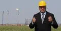Petrochemical Industry Engineer Explain Reportage Oil Plant Refinery Production 4k or 4k+ Resolution