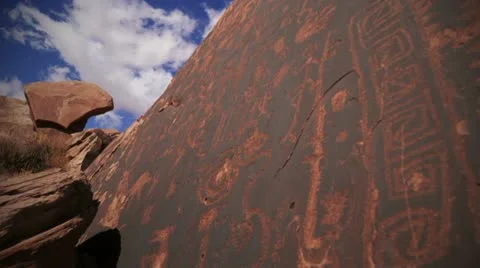PetroglyphTiltUp 30fps Stock-Footage 12164500