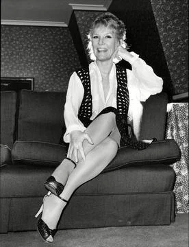 Petula Clark Singer On Sofa At Time Appearing On Stage In The Sound Of Music 198 Stock Photos