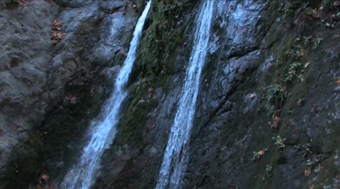 Pfeiffer Big Sur Falls 스톡 동영상 37586061