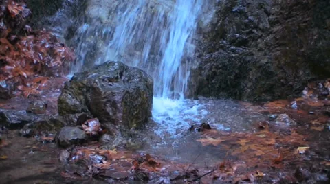 Pfeiffer Big Sur Falls 스톡 동영상 37586474