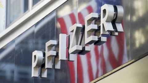 Pfizer headquarters New York 動画素材 143514432
