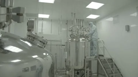 Pharmaceutical production 2 Vídeos de archivo 147535535