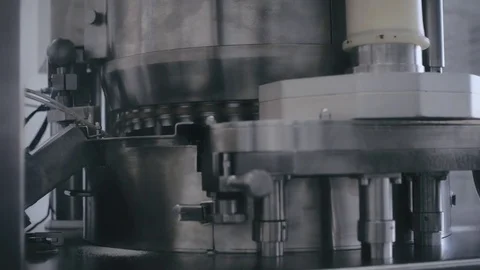 Pharmaceutical production line Stockbeeldmateriaal 76753948