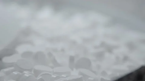 Pharmaceutical tablet manufacturing 2 Видео 147643499