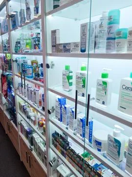 Pharmacy showcase Stock-Fotos