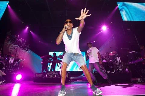  Pharrell Williams, N*E*R*D (Nerd), HipHop Gruppe, gibt Konzert in der Max... Stock Photos