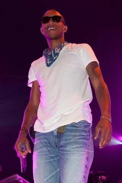  Pharrell Williams, N*E*R*D (Nerd), HipHop Gruppe, gibt Konzert in der Max... Stock Photos