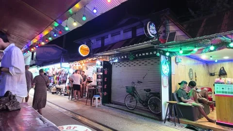 Phi Phi islands at night Southeast Asia vibe atmosphere high season Thailand Vídeo Stock 331079959