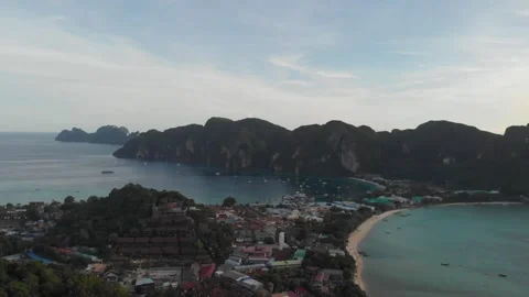 Phi Phi from Viewpoint Vidéo 260468294