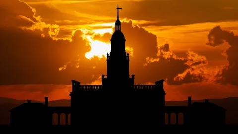 Philadelphia: Independence Hall at Sunset, Time Lapse with Red Sun and Fiery Sky Stock Footage 260486268