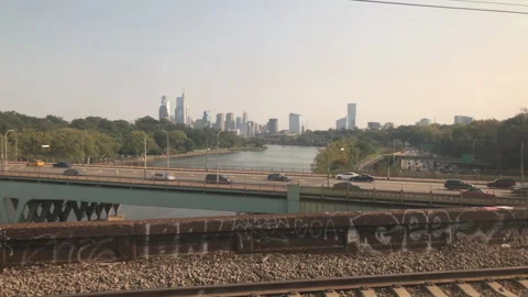 Philadelphia from train a train window with pan 動画素材 195112431