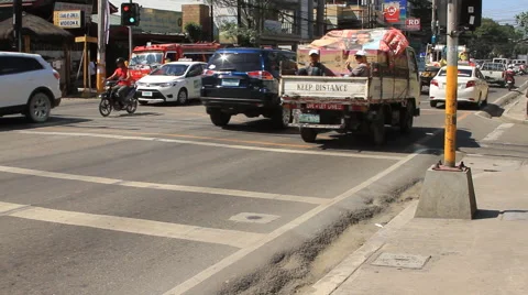Philippine traffic at city intersection Stock Footage 43793561