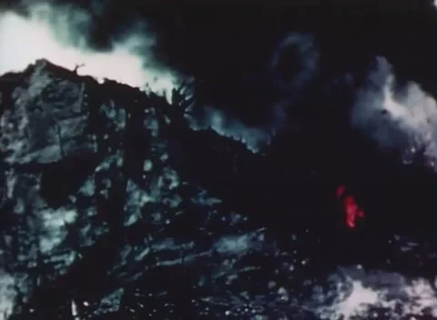 PHILIPPINES - 1943: Air combat - Black Smoke across Dark Terrain 库存影片 343786503