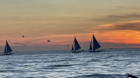 Philippines, Boracay, Manoc-Manoc - Sunset Sailing Vídeo Stock 304556554
