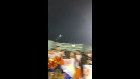 Philippines: Pupils suffer hyperventilation and suffocation due to smoke ... 스톡 동영상 320659661