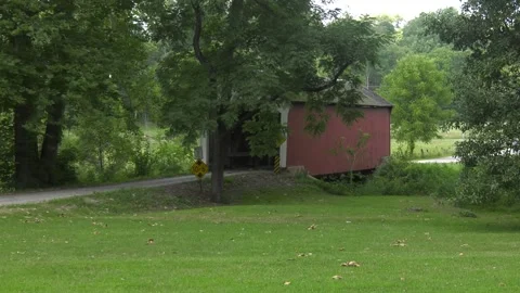 Phillips Covered Bridge in Park County Indiana Vidéo 263845308