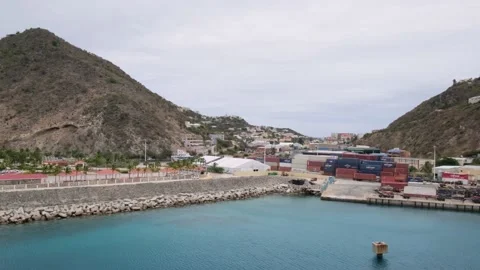 Phillipsburg between two Sint Maarten hills, Pointe Blanche on East and Forthill Stock-Footage 233398320