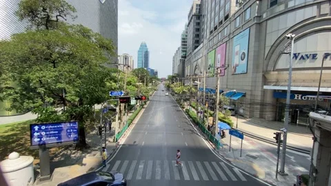 Phleon Chit intersection with casual traffic, Bangkok Thailand Stock Footage 232646353