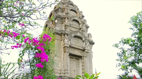 Phnom penh, cambodia - 29 dec 2013: small tower in wat ounalom Stock Footage 40878818