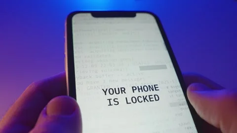 Phone message by hacker group requesting ransom to enable access to device Vidéo 323842402