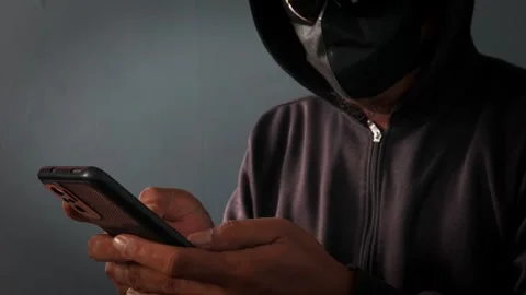 Phone scammer Video stock 332528150