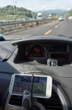 Phone use as a navigation system in auto Foto stock