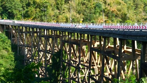 Phor Khun Pha Muang Bridge or Huai Tong Bridge in the valley Stock-Footage 299537740