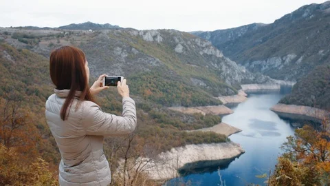 Photo of mountain landscape using smartphone 動画素材 116028141