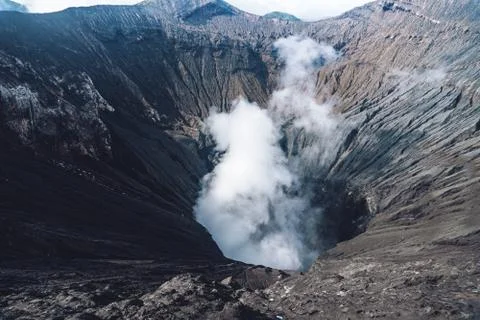 Photo of smoke volcano crater on Java island 스톡 사진