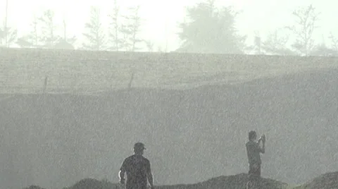 PHOTOGRAPH IPHONE RAIN Stock Footage 33342456