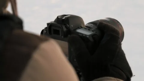 The photographer works in winter weather Stock-Footage 88485341
