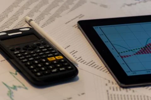 Photography of an office table with different objects. Foto stock