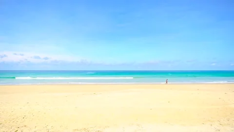 Phuket beach sea. Landscape view of beach sea and sand in summer sun. Stockbeeldmateriaal 139236271