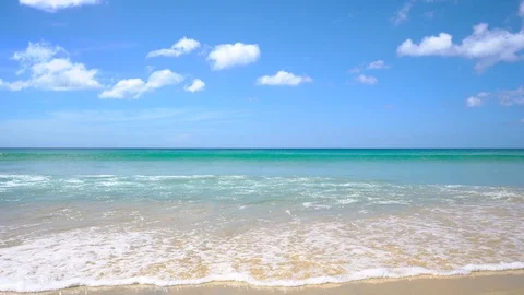 Phuket beach sea, View of beach sea on sun light in the summer. At Karon Beach, Vídeos de archivo 124640614