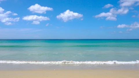 Phuket beach sea, View of beach sea on sun light in the summer. At Karon Beach, Видео 124640930