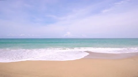 Phuket beach sea, View of beach sea on sun light in the summer. At Karon Beach, Vídeos de archivo 139048139