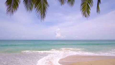 Phuket beach sea, View of beach sea on sun light in the summer. At Karon Beach, Видео 139048989