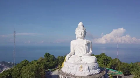 Phuket  big Buddha viewpoint can see around Phuket island Vidéo 82612719