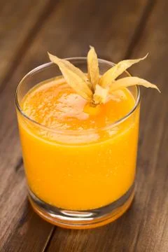 Physalis juice Stock Photos